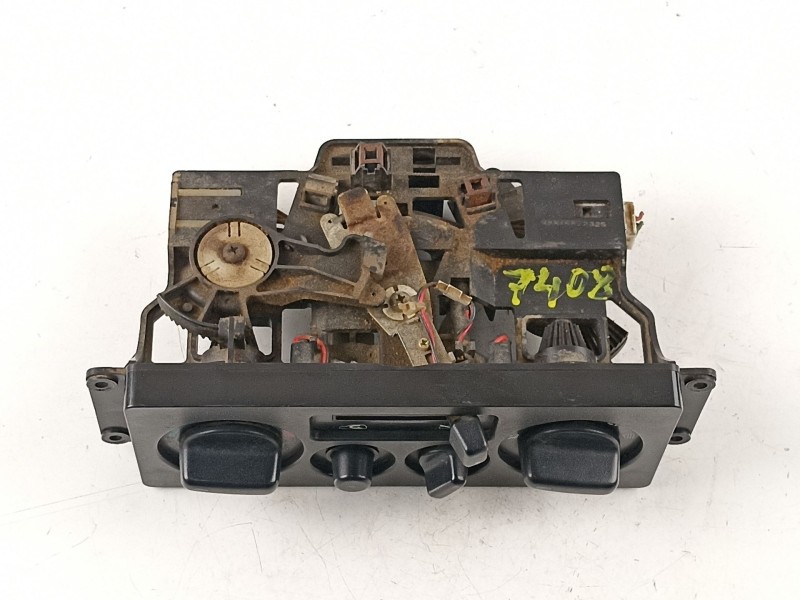 Recambio de mandos calefaccion aire para opel monterey 3.1 turbodiesel referencia OEM IAM 5261802325  