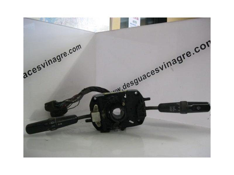 Recambio de mando luces y limpias : ssangyong actyon : 2.5 d/xd3p (68cv) 5p [1994] para ssangyong actyon 2.5 d/xd3p  5p referenc
