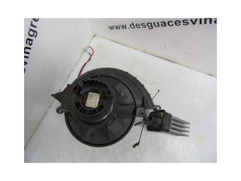 Recambio de motor calefaccion : opel astra : 1.9 d d-z19dt (119,64cv) 3p [2006] para opel astra 1.9 d d-z19dt referencia OEM IAM