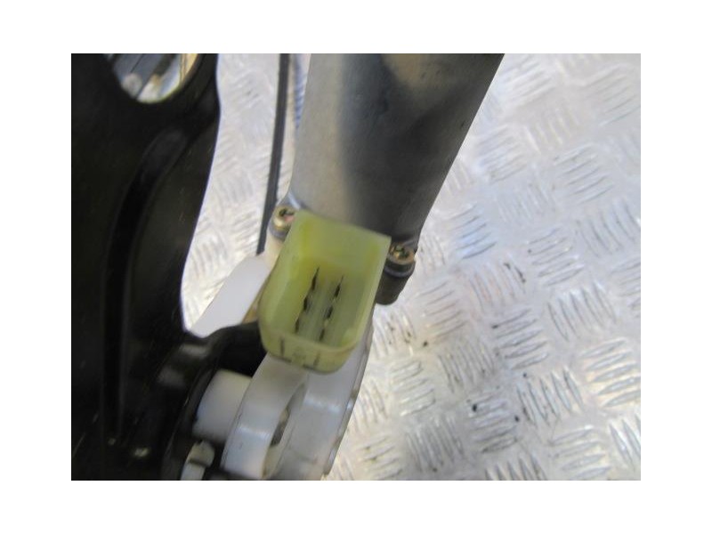 Recambio de elevalunas elec. del. izq. : m. benz vaneo : 1.7 cdi [2004] para m. benz vaneo 1.7 cdi referencia OEM IAM CONFORT  