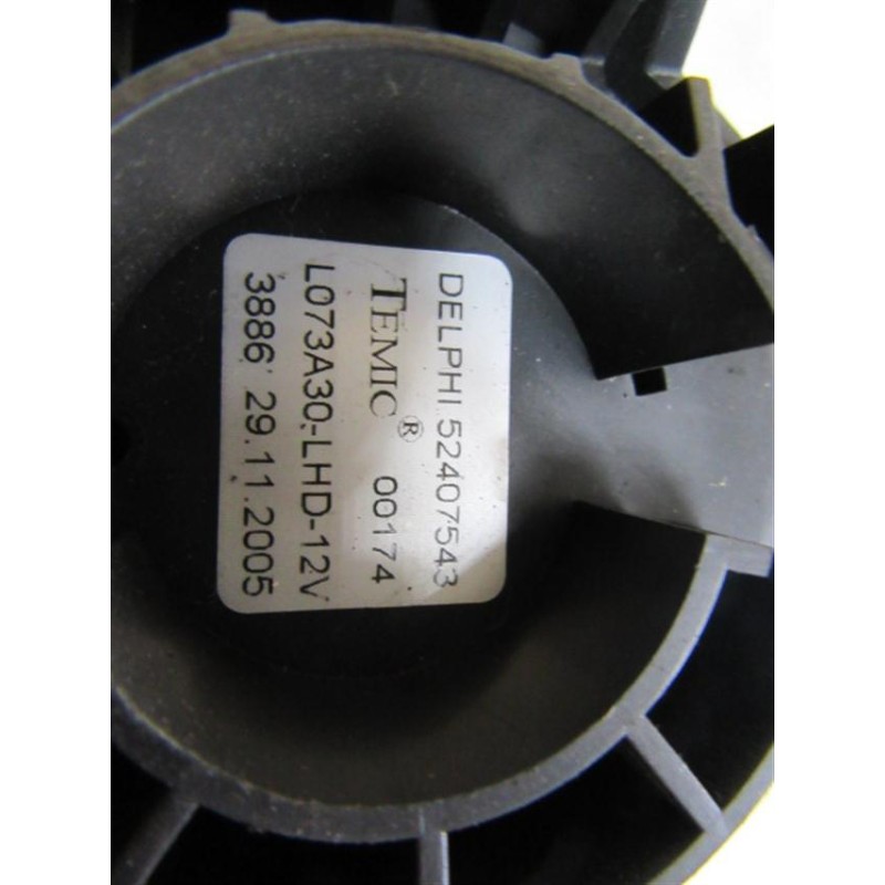 Recambio de motor calefaccion : opel astra : 1.9 d d-z19dt (119,64cv) 3p [2006] para opel astra 1.9 d d-z19dt referencia OEM IAM