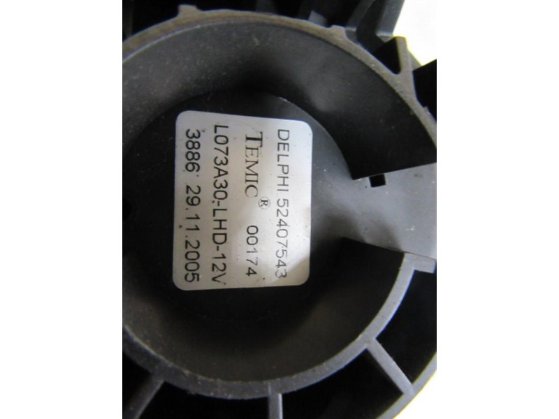 Recambio de motor calefaccion : opel astra : 1.9 d d-z19dt (119,64cv) 3p [2006] para opel astra 1.9 d d-z19dt referencia OEM IAM