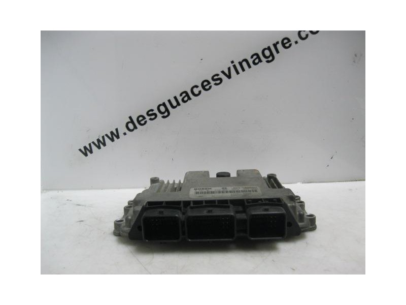 Recambio de centralita : renault megane : 1.9 dci f9q b 800 megane coupe 3p [2004] para renault megane 1.9 dci  f9q b 800 megane