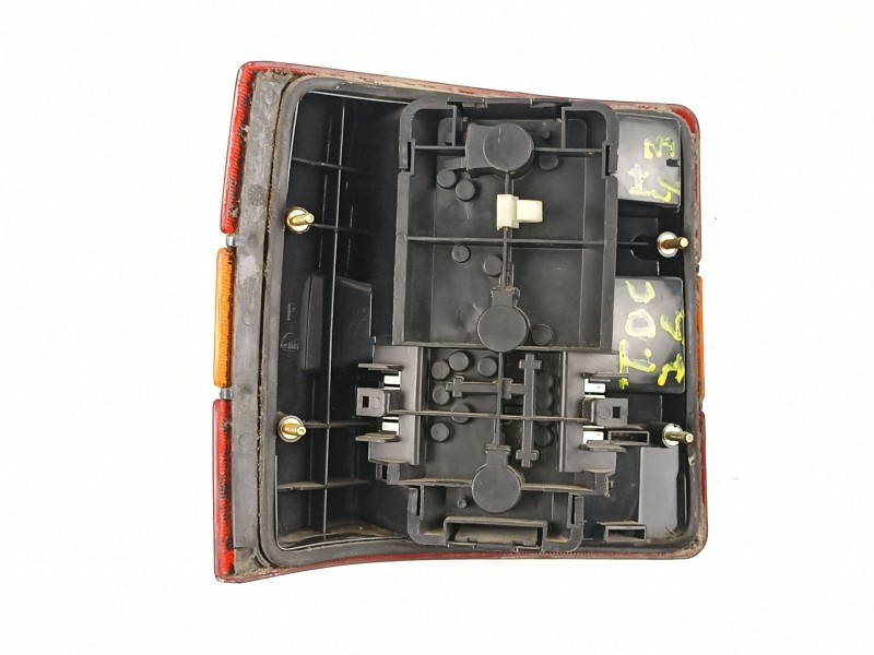 Recambio de piloto trasero derecho para seat ibiza 1.5 g 021d2000 referencia OEM IAM 061078 SE021934006C 