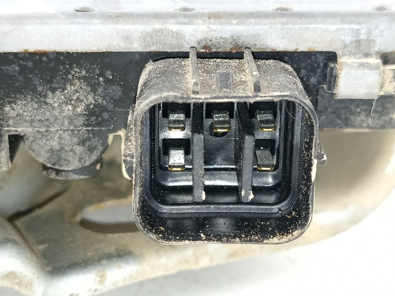 Recambio de elevalunas trasero izquierdo para mitsubishi montero 3.2 did referencia OEM IAM MR523513 MR436869 0620200650