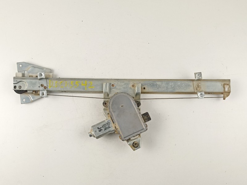 Recambio de elevalunas delantero derecho para mitsubishi montero 3.2 did referencia OEM IAM MR523512 MR436860 0620200620