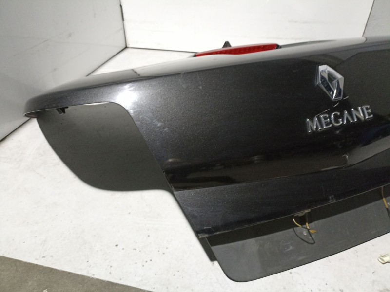 Recambio de maletero para renault megane 1.9 dci (119,64)descapotable referencia OEM IAM 7751477223 7751474291 