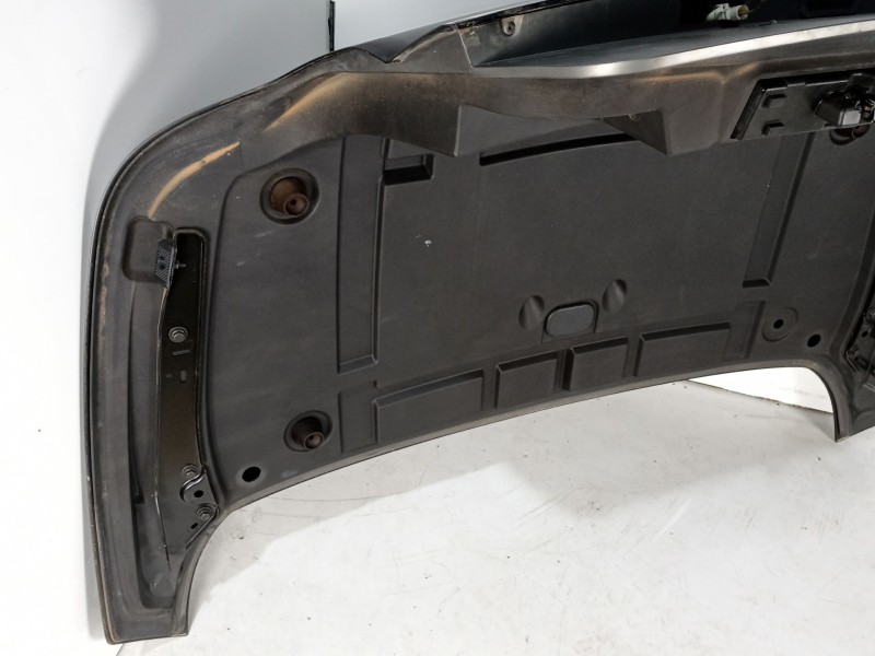 Recambio de maletero para renault megane 1.9 dci (119,64)descapotable referencia OEM IAM 7751477223 7751474291 