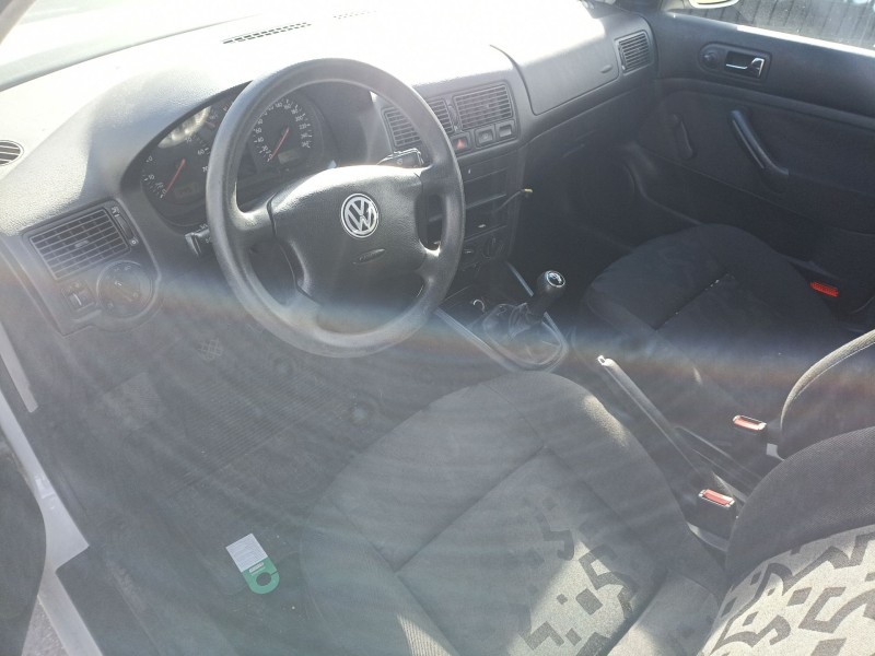 volkswagen golf del año 2007