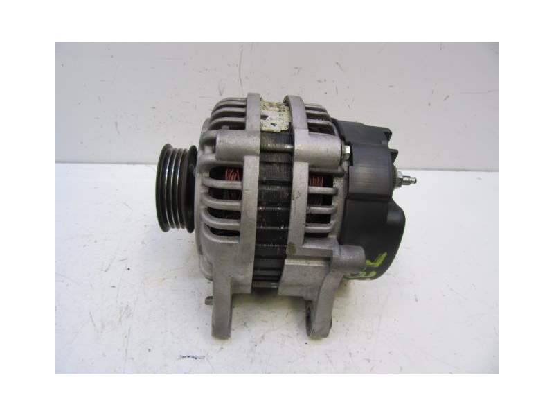 Recambio de alternador para hyundai lantra 1.6 g referencia OEM IAM 211024  