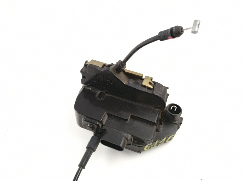 Recambio de cerradura puerta delantera derecha para renault megane 1.9 dci (119,64)descapotable referencia OEM IAM 8200493188  