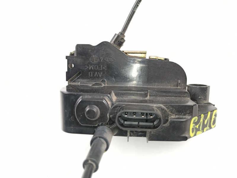 Recambio de cerradura puerta delantera derecha para renault megane 1.9 dci (119,64)descapotable referencia OEM IAM 8200493188  