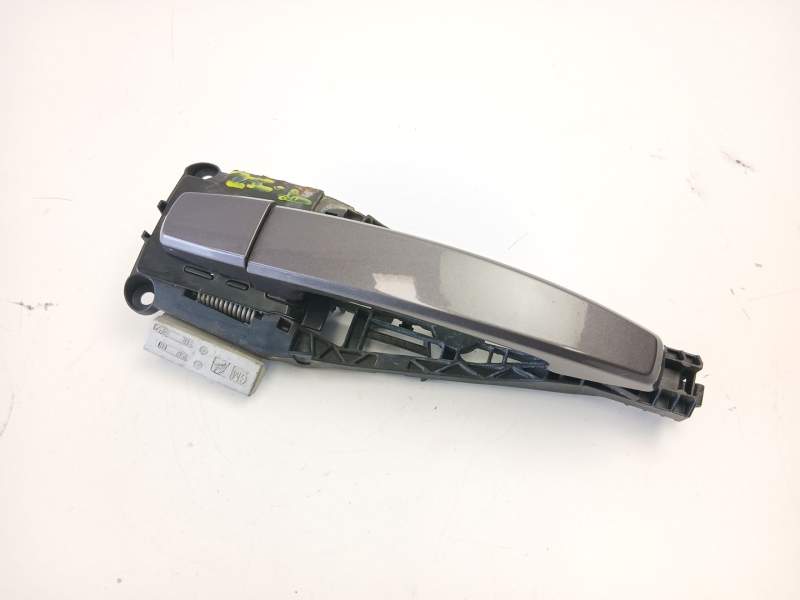 Recambio de manilla trasera izquierda para chevrolet orlando (j309) 2.0 d referencia OEM IAM 13505890  