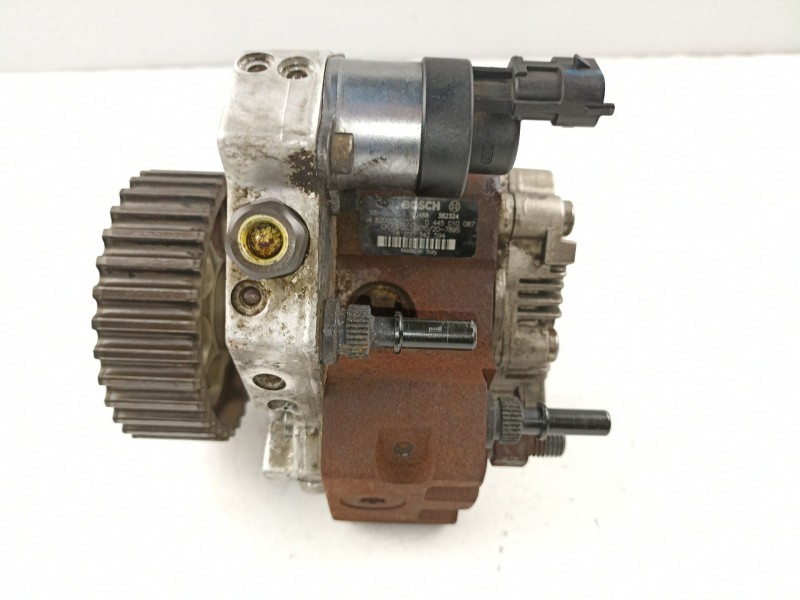 Recambio de bomba inyectora diesel para renault megane 1.9 dci grand tour referencia OEM IAM 8200256255 0445010087 