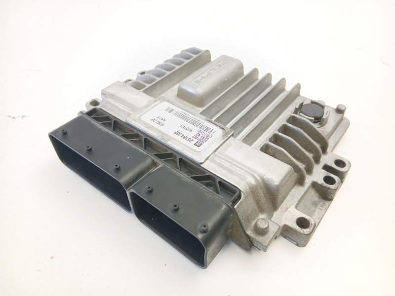 Recambio de centralita para chevrolet orlando (j309) 2.0 d referencia OEM IAM 96951477 25184302 