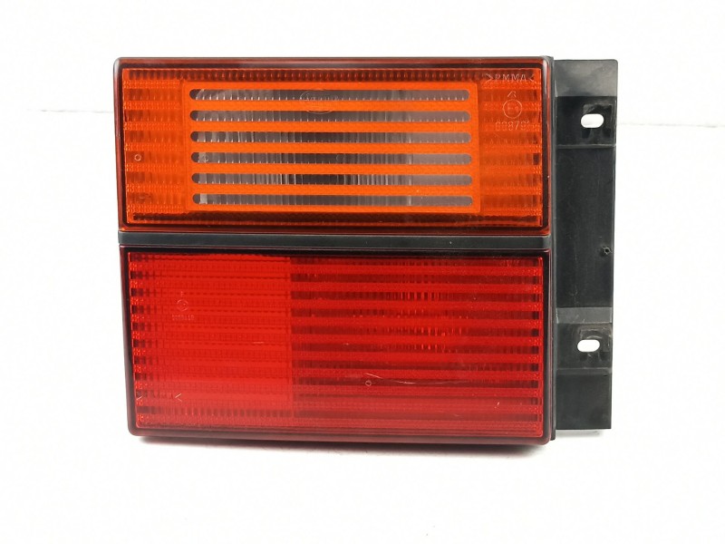 Recambio de piloto porton izquierdo para volkswagen vento 1.6 g-abu referencia OEM IAM 1H5945107  