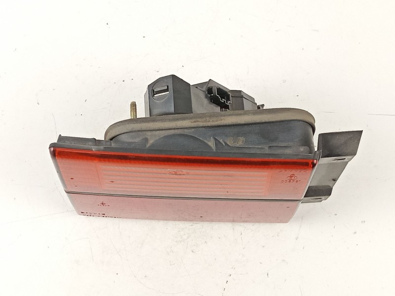 Recambio de piloto porton izquierdo para volkswagen vento 1.6 g-abu referencia OEM IAM 1H5945107  