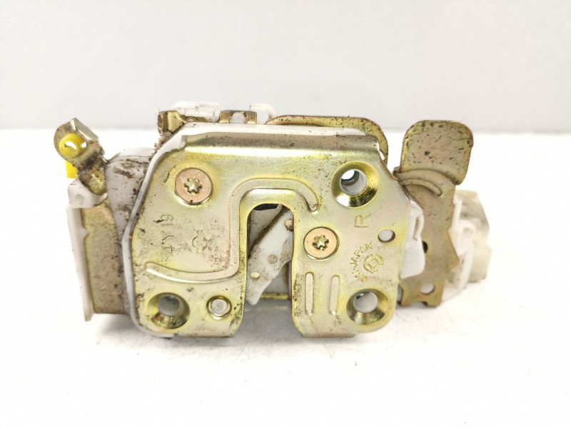 Recambio de cerradura puerta trasera derecha para nissan navara 2.5 td sport referencia OEM IAM 805025P010 805525P003 