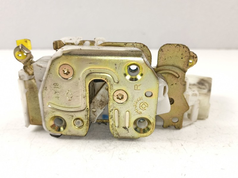 Recambio de cerradura puerta delantera derecha para nissan navara 2.5 td sport referencia OEM IAM 805025P060 805525P013 