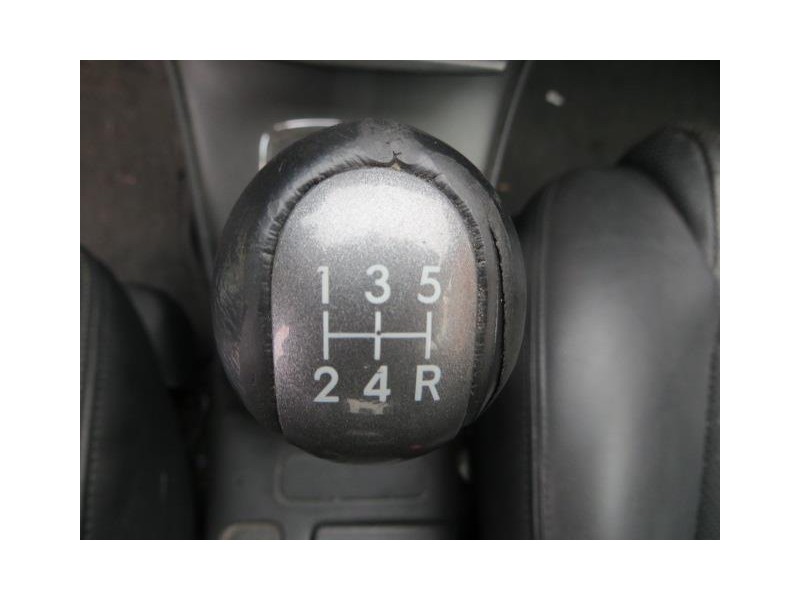 Recambio de carroceria : toyota avensis : 2.0 g (146,84cv) [2005] para toyota avensis 2.0 g referencia OEM IAM   