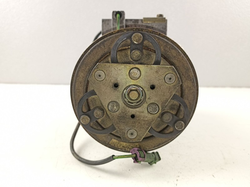 Recambio de compresor aire acondicionado para audi a4 1.8 g turbo -aeb referencia OEM IAM 8D0260805 5060310601 