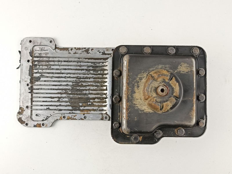 Recambio de carter aceite para jeep cherokee 2.5 td referencia OEM IAM 90862050F  