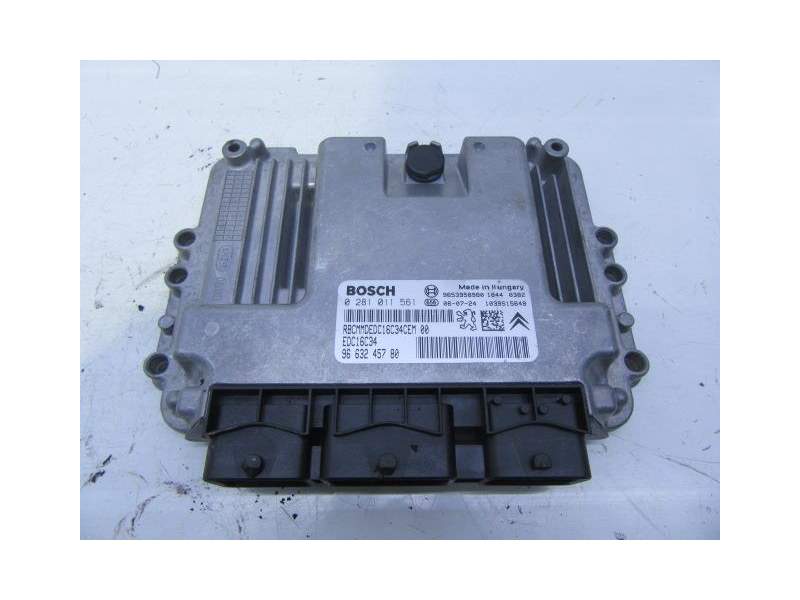 Recambio de centralita para citroën c5 1.6 hdi referencia OEM IAM 9663245780 0281011561 