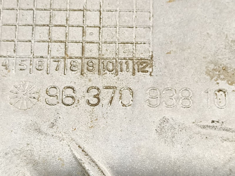 Recambio de carter aceite para citroen c5 1.7 g g-6fz referencia OEM IAM 9637093810  