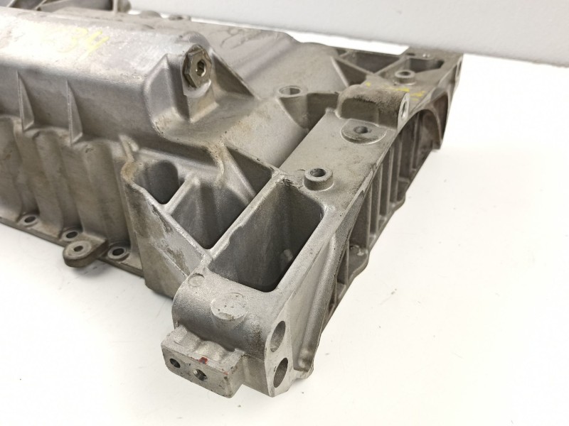 Recambio de carter aceite para citroen c5 1.7 g g-6fz referencia OEM IAM 9637093810  