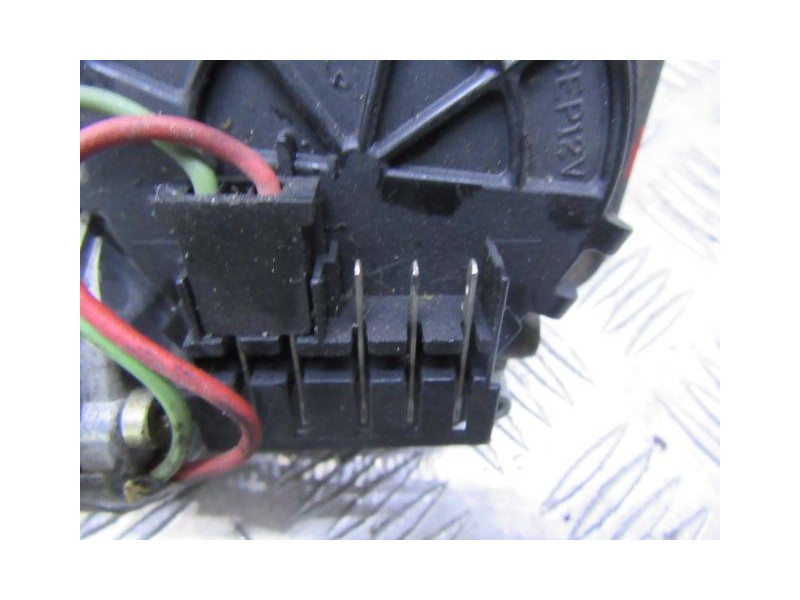 Recambio de motor limpia delantero : volvo 360 : 2.0 g (115,57cv) [1988] para volvo 360 2.0 g referencia OEM IAM 0390246323  