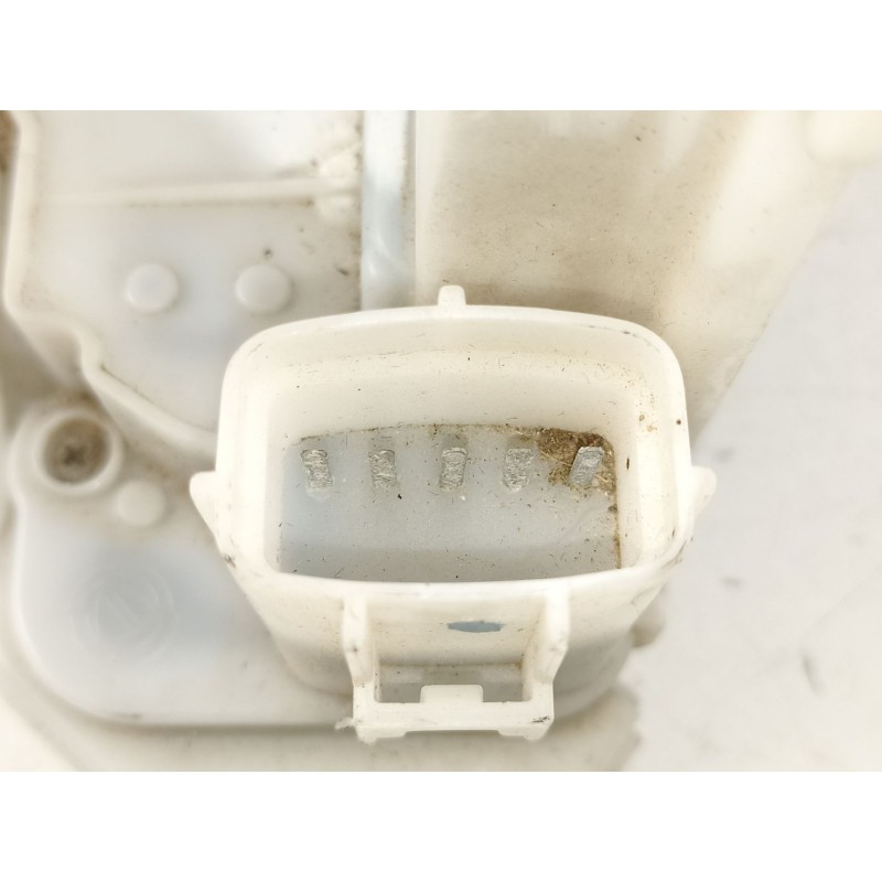 Recambio de cerradura puerta trasera izquierda para alfa romeo 159 2.4 td 4x4/939a9000 4p referencia OEM IAM 50513060  
