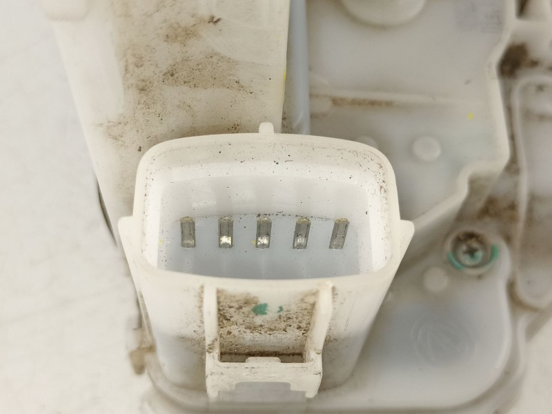 Recambio de cerradura puerta delantera derecha para alfa romeo 159 2.4 tdi /939a9000 4p referencia OEM IAM 50513051  