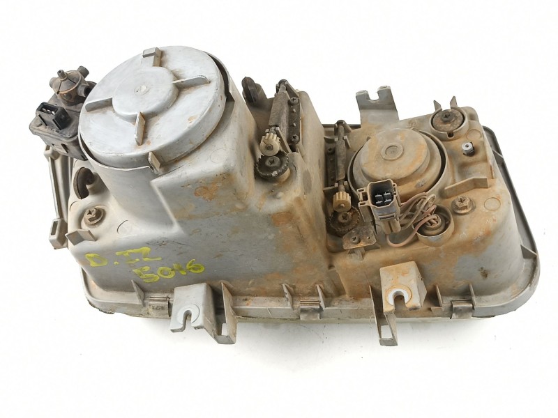 Recambio de faro izquierdo para tata safari 1.9 td referencia OEM IAM 15080200  