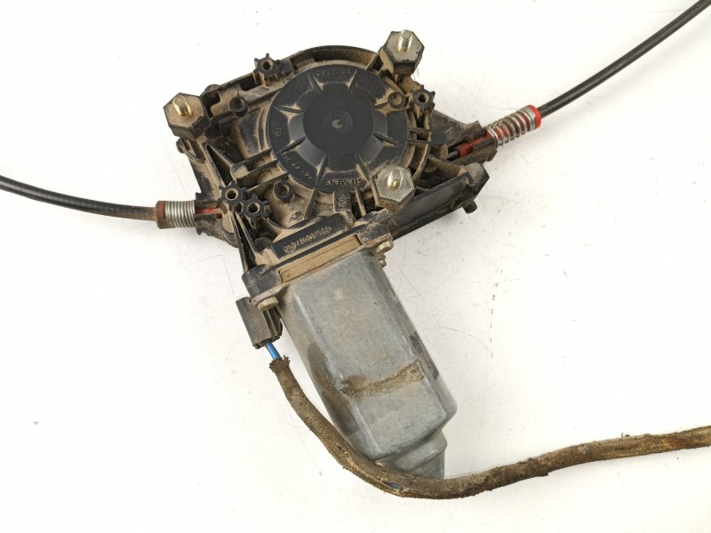 Recambio de elevalunas trasero izquierdo para tata safari 1.9 d referencia OEM IAM 5L04F  