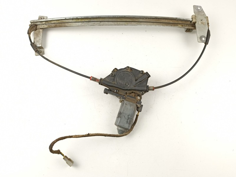 Recambio de elevalunas trasero izquierdo para tata safari 1.9 d referencia OEM IAM 5L04F  