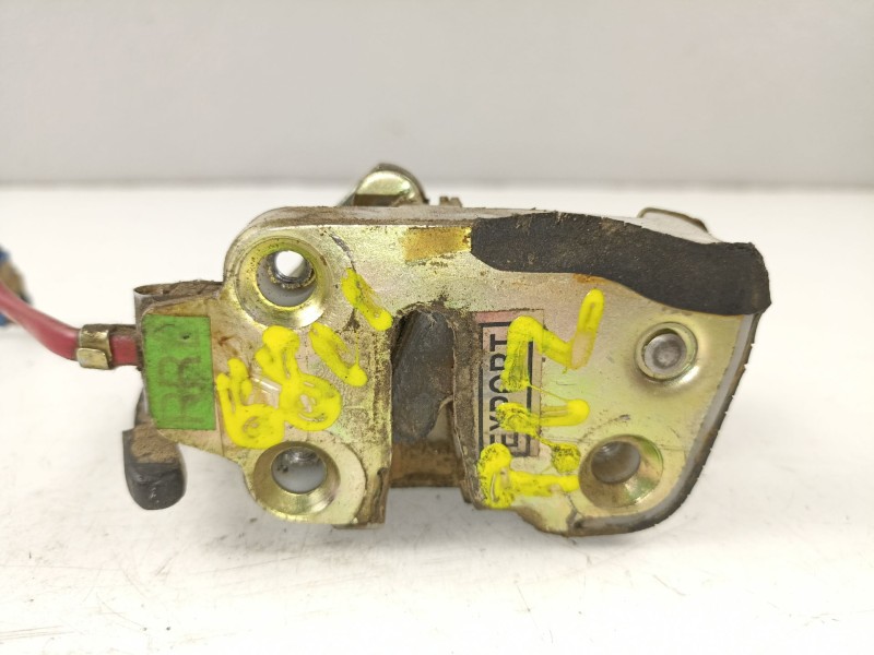 Recambio de cerradura puerta trasera izquierda para tata safari 1.9 d referencia OEM IAM   