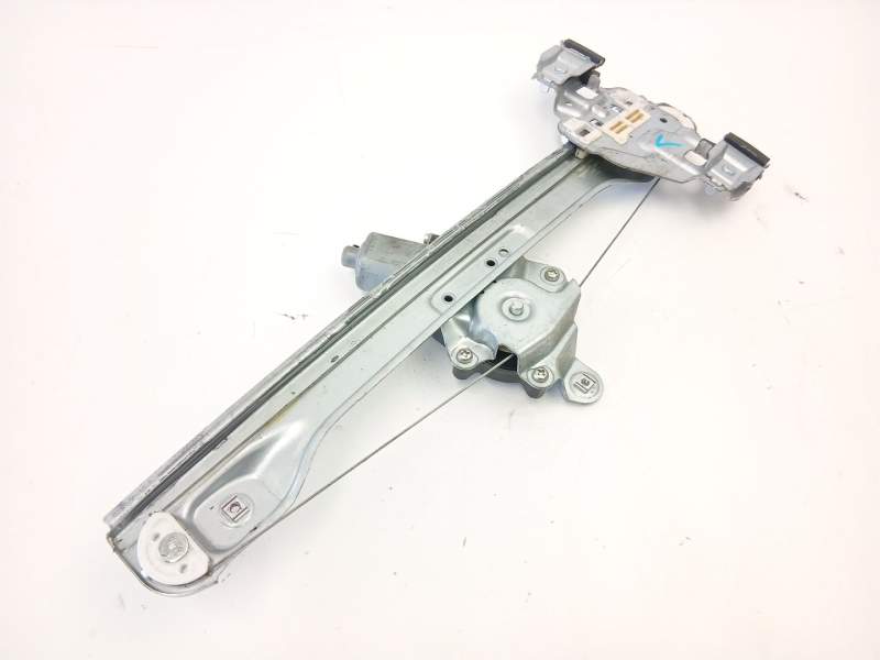 Recambio de elevalunas trasero derecho para chevrolet orlando (j309) 2.0 d referencia OEM IAM 95374827  