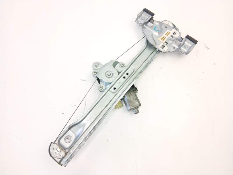 Recambio de motor limpia trasero para honda hr-v 1.6 d16w5 referencia OEM IAM 76700S2H003  