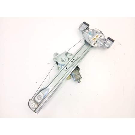 Recambio de motor limpia trasero para honda hr-v 1.6 d16w5 referencia OEM IAM 76700S2H003  