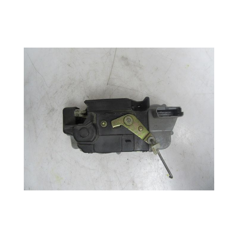 Recambio de cerradura pta. tras. izq. : citroen c 5 : 2.0 hdi (136cv) [2005] para citroen c 5 2.0 hdi referencia OEM IAM   