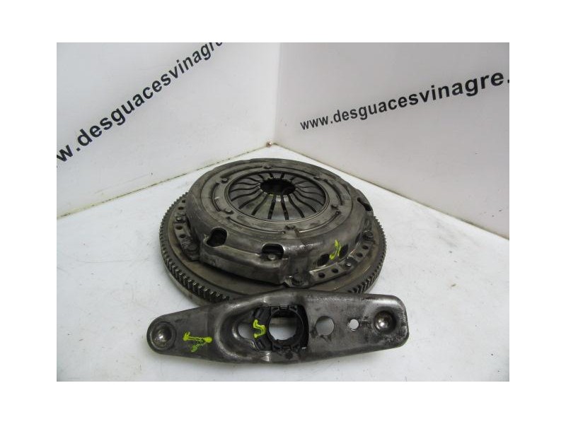 Recambio de embrague normal : volkswagen polo : 1.2 g (63,90cv) [2002] para volkswagen polo 1.2 g referencia OEM IAM   