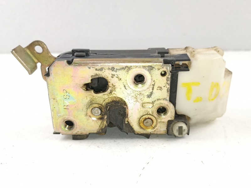 Recambio de cerradura puerta trasera derecha para fiat multipla 1.9 jtd referencia OEM IAM 46750115  