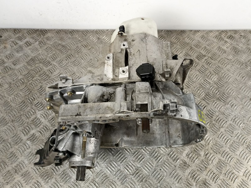 Recambio de caja cambios 5v diesel para renault express 1.9 d referencia OEM IAM JB1157  
