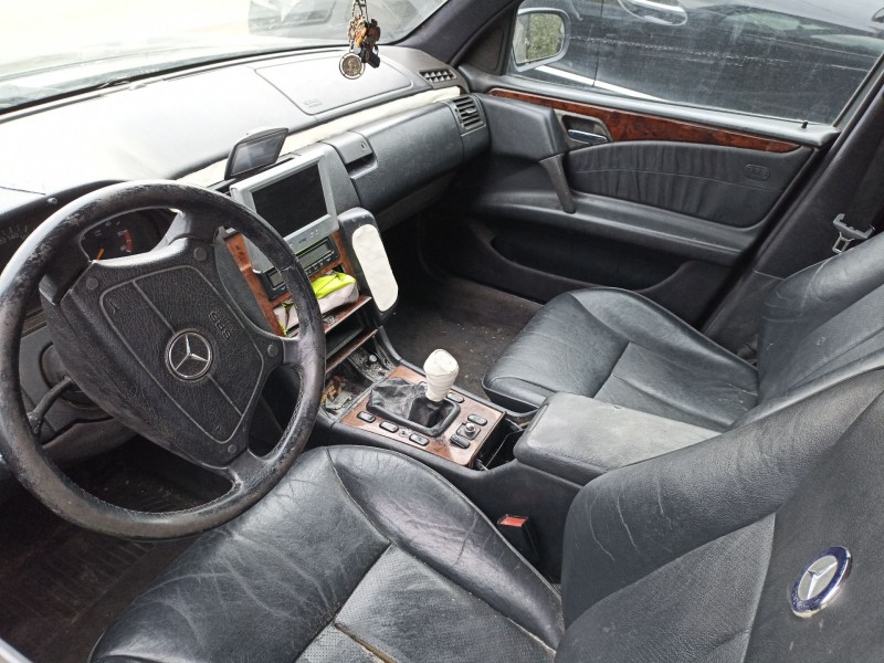 mercedes-benz clase e del año 2006