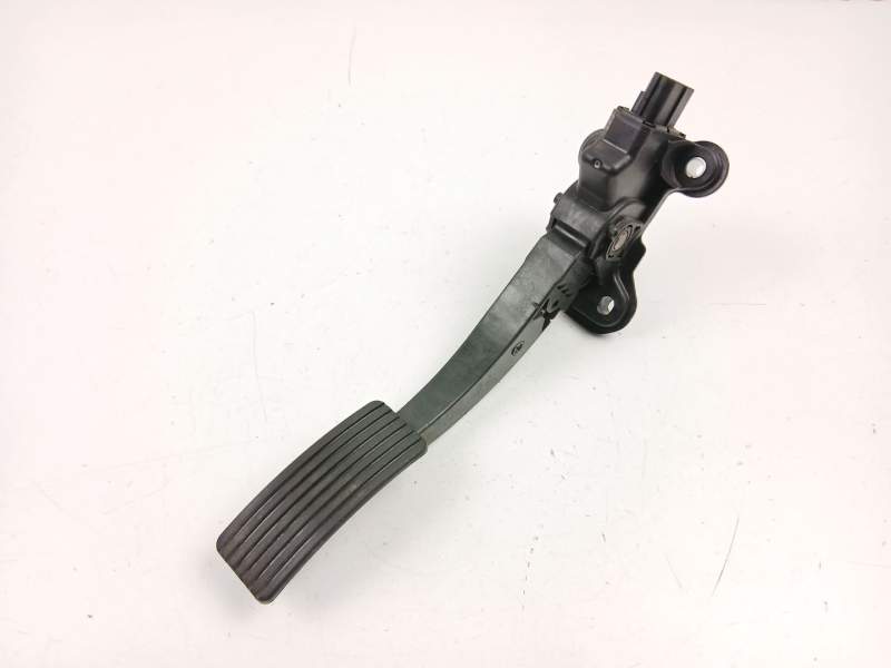 Recambio de potenciometro aceleracion para chrysler sebring (js) 2.0 crd referencia OEM IAM 4891585AB  