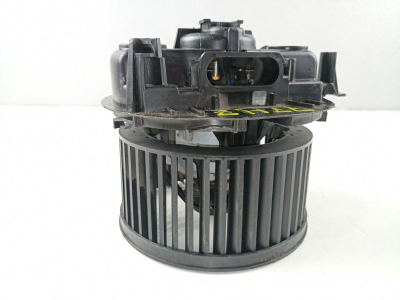 Recambio de motor calefaccion para renault megane 1.5 dci d/k9k f7 referencia OEM IAM 7701056965  