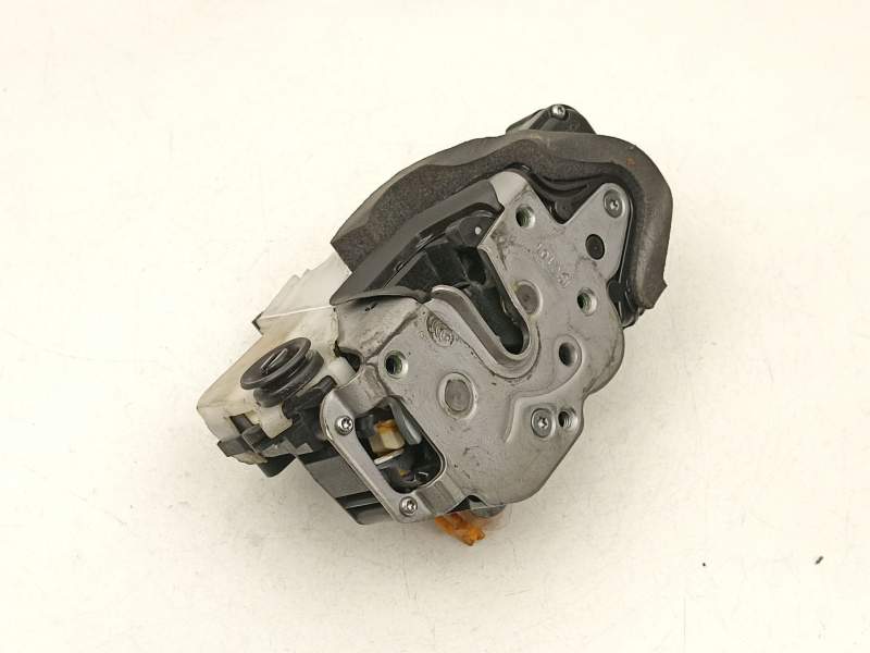 Recambio de cerradura puerta trasera derecha para opel insignia a (g09) 2.0 cdti (68) referencia OEM IAM 13578025  