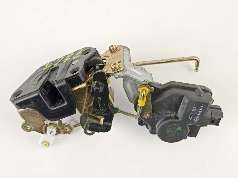 Recambio de cerradura puerta trasera derecha para hyundai trajet (fo) 2.0 crdi gls referencia OEM IAM 814203A000  