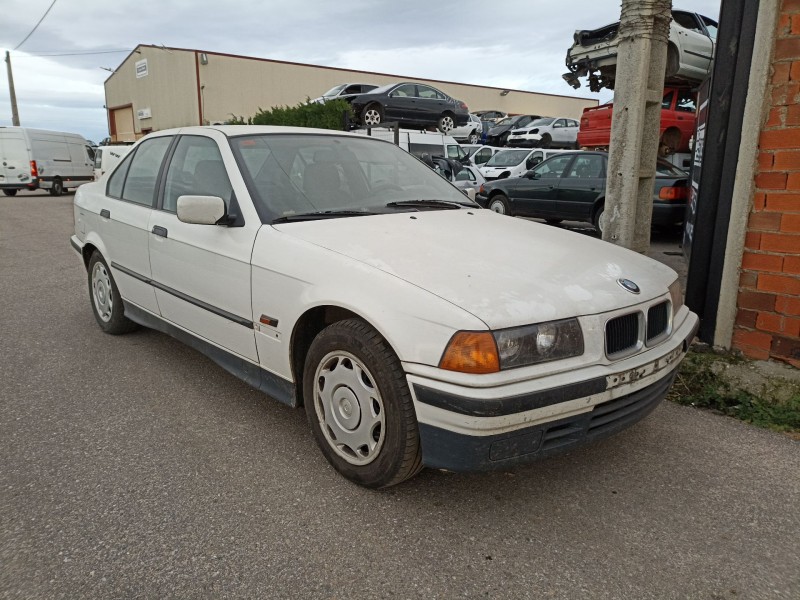 bmw serie 3 berlina (e36) del año 1996