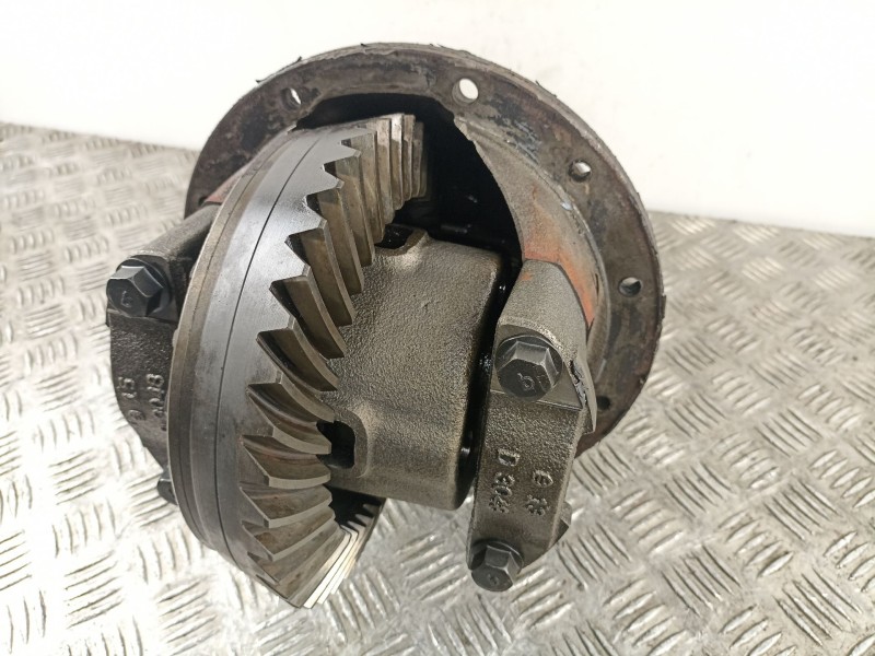 Recambio de diferencial trasero para opel monterey 3.1 turbodiesel referencia OEM IAM 8970878220  